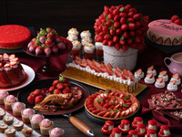 [Reservations accepted until 2/24 / Weekends and holidays / Early bird 18% off] Strawberry Sweets Buffet