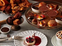 【2月2日-4月30日限定】Afternoon Tea ”Organic Chocolate ”（オーガニック・ショコラ・アフタヌーンティー）+乾杯Champagne付
