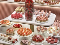 【平日限定／カウンター席】恋するいちごビュッフェ ～Strawesome Festival！～（大人）