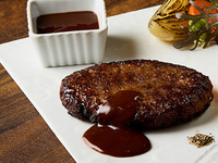 【平日ディナー】牛ハンバーグ（150ｇ)＆ハーフビュッフェ