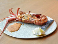 Lunch Lobster Course: 10 dishes total ¥11,000
