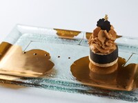 Degustation Dinner Course (5 dishes) with Foie Gras Macaroons