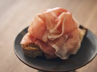 1月末迄【おまかせランチコース】+2時間シャンパーニュフリーフロー