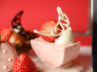 ◆3-5月／平日＜パン食べ放題＞◆【カウンター席限定／嬉しい特典付き】いちごのアフタヌーンティー ~Luna Nova~ with ハーゲンダッツ​　TWG Tea 11種類フリーフロー