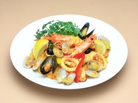 Mediterranean Paella (serves 2-3)