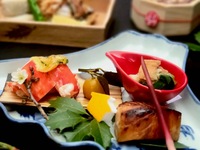 【夜景×和食会席】　旬の河豚や蟹を愉しめる会席　比叡　