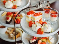 [CAFE] Strawberry Afternoon Tea + Strawberry Tasting [February 12th - March 16th]