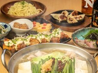 ◆ちょい飲み・0次会・2次会に◆福岡名物牛もつ鍋や鉄板焼き餃子など全7品　黒太鼓コース『90分飲放題付き』4,000円（税込）