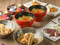 Ingrese antes de las 5:00 p. m. y obtenga 1000 yenes de descuento [Banquete de primavera] ¡Disfrute de pescado fresco entregado directamente desde los puertos pesqueros contratados! ¡Curso informal de udon! ¡Las bebidas son gratuitas, por lo que los organizadores del evento pueden estar tranquilos!