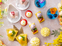 【休日】フラワーアフタヌーンティー＋シャンパンフリーフロー付き