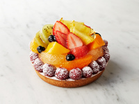 (Please order with meal) Seasonal Fruits Tart (15cm)