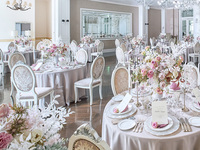 2/7・2/8・2/11専用【特別会場席】◇苺＆チョコレートのパフェ付き◇乾杯は苺のスパークリングワイン！いちごとスウィートベアのアフタヌーンティー　