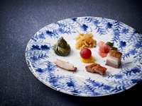 Chu-Wen Dinner Course with a complimentary glass of Chinese tea