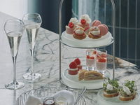 土日祝【TEA TIME】Strawberry Afternonn Tea＋カフェフリー