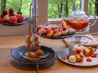 アフタヌーンティー3月苺尽くし