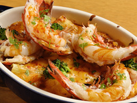 4/1～ 土曜日・祝日限定【イベリコ豚・国産地鶏・オマール海老】＋選べるワンドリンク＋お土産付き