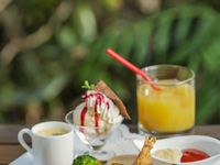 お子様ディナープレート