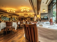 【Lunch】Book a Table