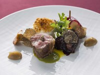 [Weekdays only x Ensoleille] Course with appetizer, fish and meat dishes, and main dessert