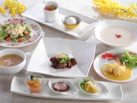 ＜ミモザランチ＞前菜、牛肉炒め、中国粥＋デザート2種など全7品＋スパークリングワイン含むワンドリンク（3/1～3/31）