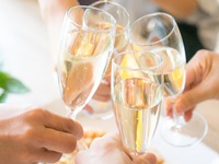 [Sparkling toast + 3 types of all-you-can-drink] Dinner buffet 120 minutes | 11,000