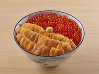 Sea urchin and salmon roe rice bowl