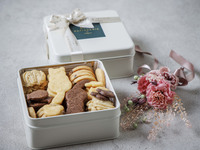 ◆◇2026ホワイトデー◆◇ミニブーケフラワー＆キャットアソートクッキー缶