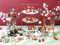 4/13～5/7 開催 【完熟いちごとピスタチオのスプリングアフタヌーンティー】　