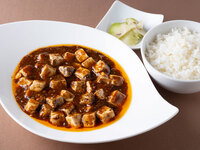 [Mapo Tofu] Includes salad, dessert, soup, and coffee buffet