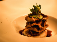 選べるメイン付きランチブッフェ【6月・7月 土日祝】