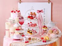 【土日祝】いちご＆チェリーのパフェ付き◇乾杯はいちごのスパークリングワイン！いちごとチェリーのアフタヌーンティー