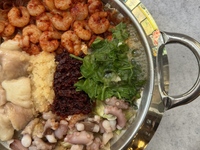 韓国で超話題！！【ナッコプセ/海鮮鍋】秘伝のタレでタコ・エビ・ホルモンを楽しめる1ドリンク付き贅沢コース♪