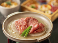 【個室確約×選べる日本酒・焼酎含む豪華2時間飲み放題付】究極の比内地鶏料理や国産牛リブロース陶板焼きなどを嗜む『雅』全8品10,000円