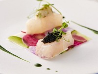 【アップグレードコース】前菜・オマール海老・黒毛和牛フィレ・選べるデザート　全4品