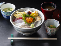 特選御膳～豊洲市場直送海鮮丼～