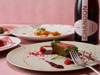 CHANDONロゼスパークリングと彩る、桜づくしのコース（ボトルシャンドンロゼ付き）4名様