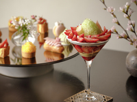 [Weekends and Holidays] "SAKURA" Afternoon Tea & Tea Pairing + Cherry Blossom and Strawberry Parfait