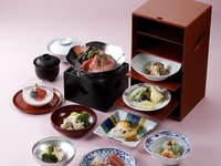 九谷五彩【和牛わらび鍋】《伊兵衛》