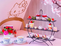 Hello Kitty Strawberry Afternoon Tea