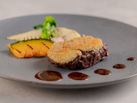 [April & May Taste of ZERO] Double main dish with sparkling wine for a toast (unlimited time)