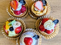 ホワイトデー限定商品①　厳選いちごのタルト5点セット