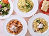 ランチタイムのテーブル席を予約する