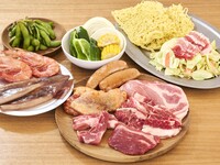 Luxury!! A plan overflowing with meat and seafood.