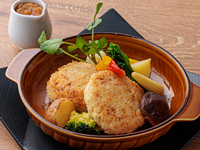 ハーフブッフェランチ チキンと豆腐のハンバーグ おろしポン酢 【WEB予約特典有】