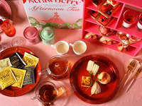 スパークリングワイン付【4/1～オンライン限定価格】“Strawberry Princess in a Pink Box” アフタヌーンティ with ハーゲンダッツ Next Season