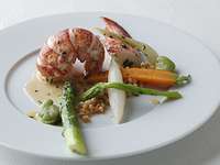 【ディナー】B. 鮑とオマールロブスターの入った贅沢コース（全9品）　10,000円(税抜)