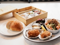 (From March 17th) Weekends: 3/17~ Spring Luxury Double Main Lunch (Spring Only)