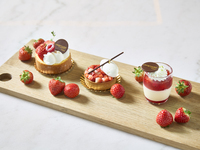 夜のパティスリーテーブル（ケーキ1個+1ドリンク）