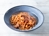 【テイクアウト】島根ポークベーコンのアマトリチャーナ　ブカティーニ