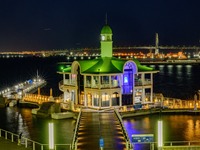 【僅限6月2日 - 港口開幕慶典】酒店特製便當盒及免費飲品 | 16,000日元